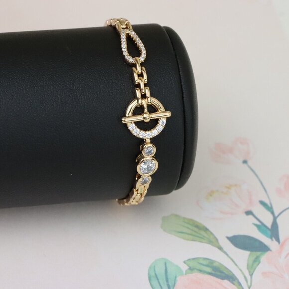 "Sparkling Designer Toggle Clasp Rose Gold Bracelet, XPBL0931 - Picture 7 of 12